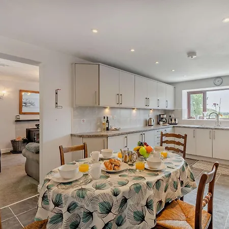 度假居 3 Bed In Grange-over-sands Oc-92389 High Newton